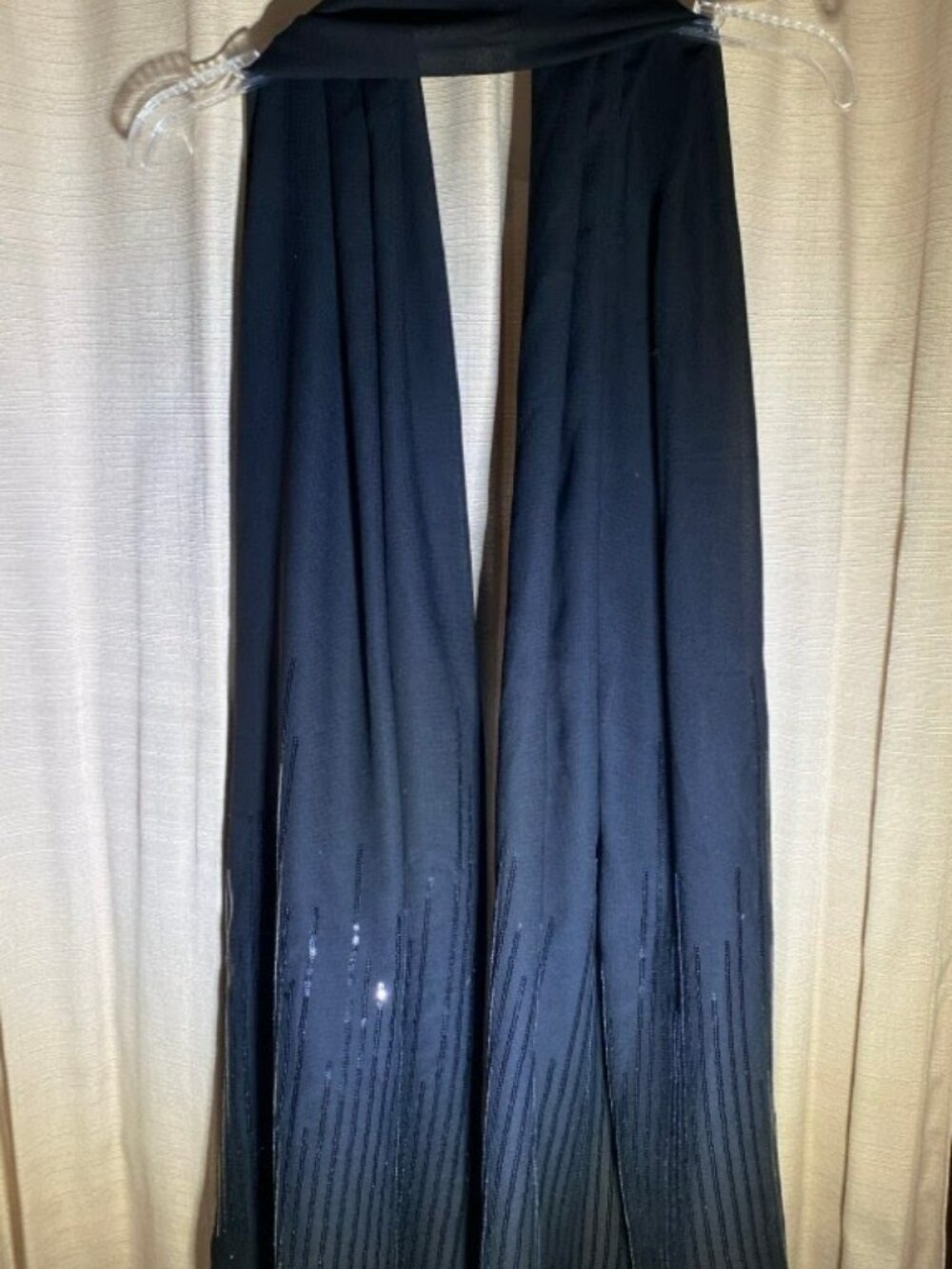 🖤 BCBGMAXAZRIA x Aimme Lynn Studio NWT Black Sequin Accent Scarf